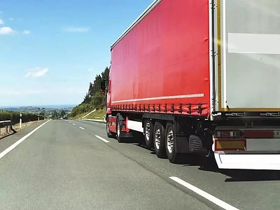 車主福音！東莞首家檢測(cè)機(jī)構(gòu)實(shí)現(xiàn)“三檢合一”，集裝箱道路運(yùn)輸更便捷